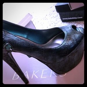 Bakers peep toe pumps